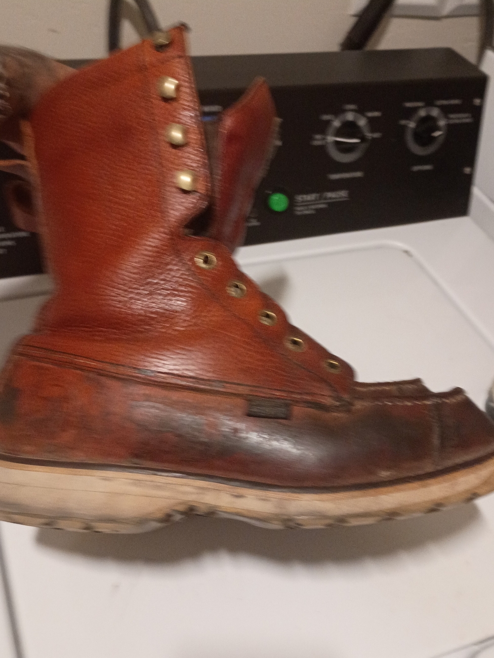 Irish Setter Men's Rugged Brown Leather Work Boots 400g Thinsulate
